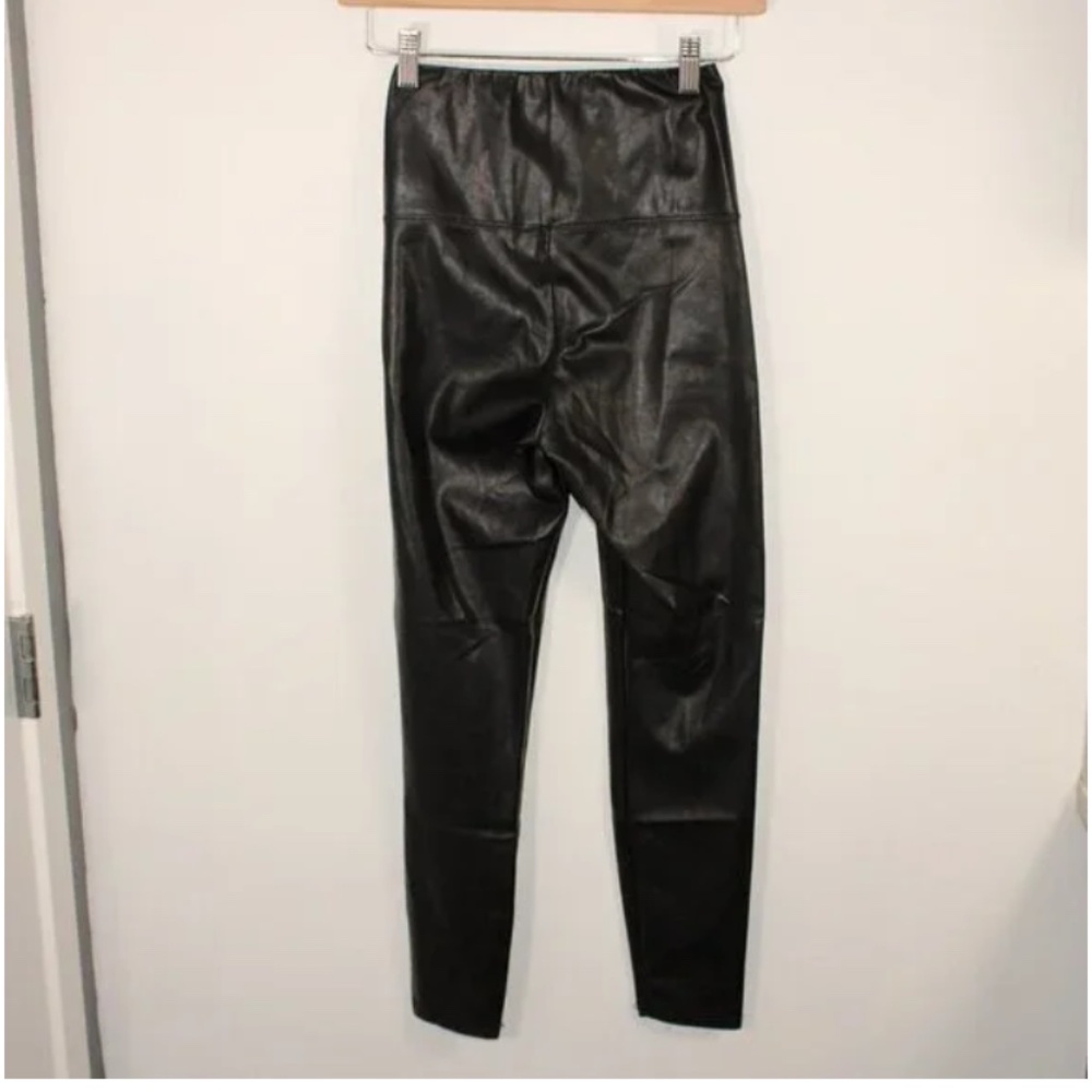 ARITZIA Wilfred Free Size Daria Faux Leather Leggings